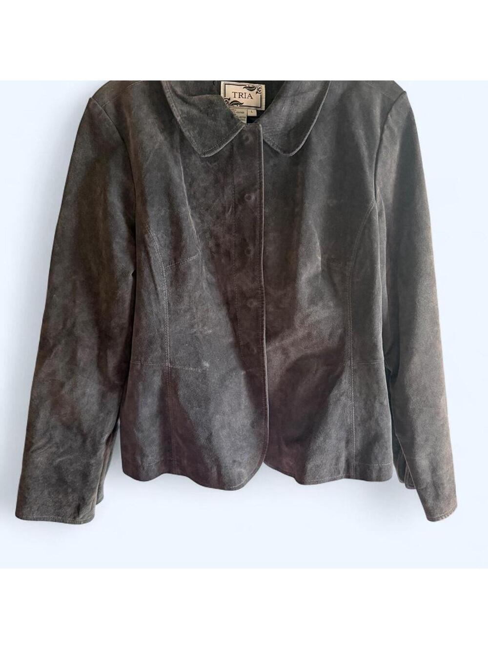 Trias genuine leather jacket in size L. Gray suede with a vintage vibe.